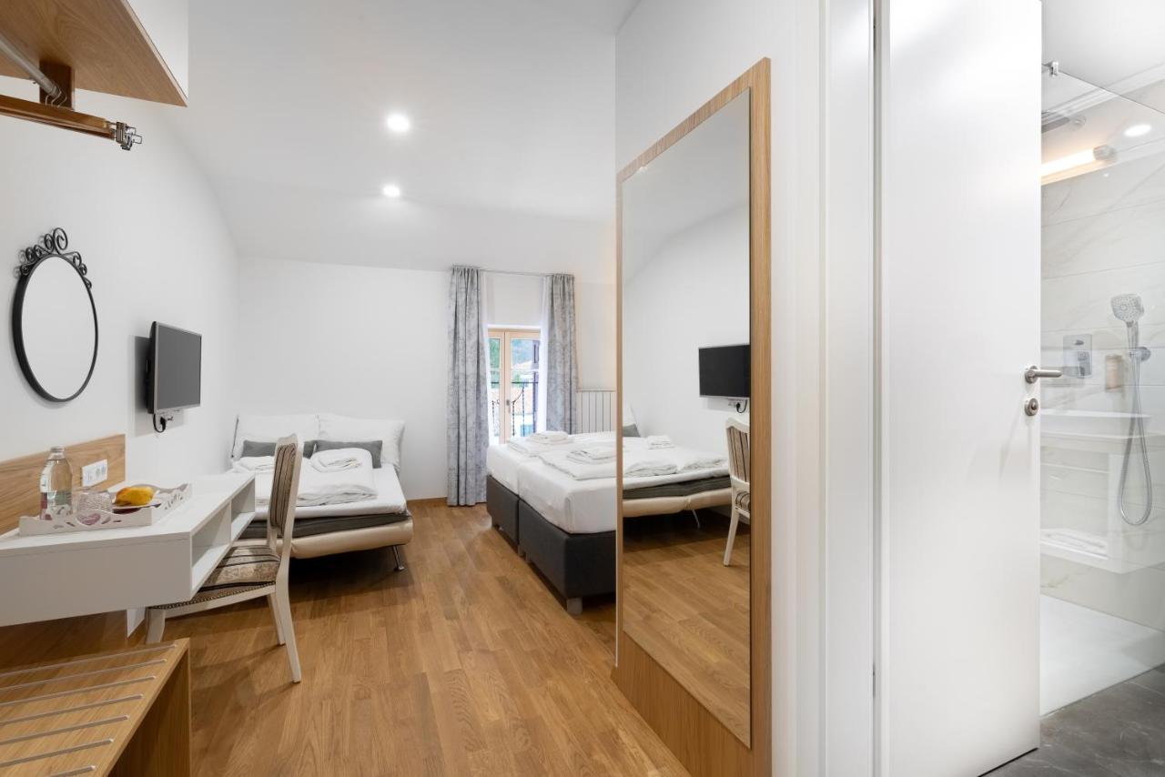 Hotel Dvorec Tolmin Exteriér fotografie