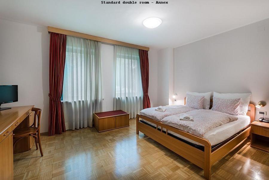 Hotel Dvorec Tolmin Exteriér fotografie