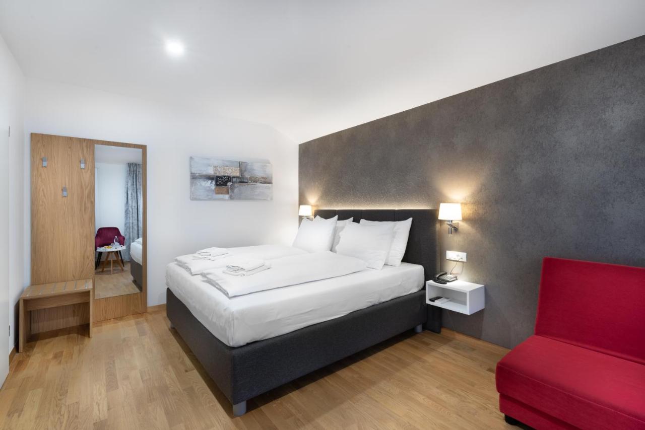 Hotel Dvorec Tolmin Exteriér fotografie