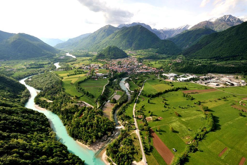 Hotel Dvorec Tolmin Exteriér fotografie
