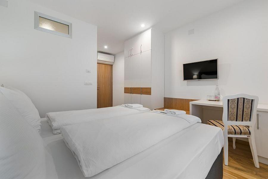 Hotel Dvorec Tolmin Exteriér fotografie