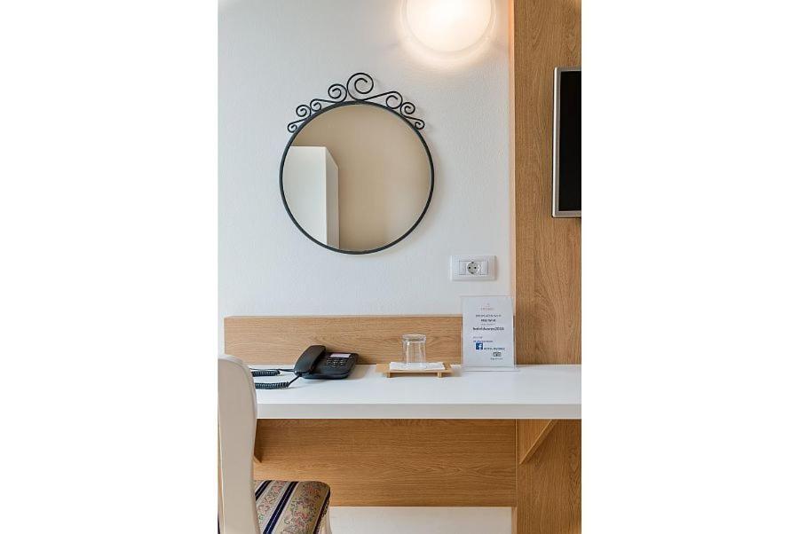 Hotel Dvorec Tolmin Exteriér fotografie