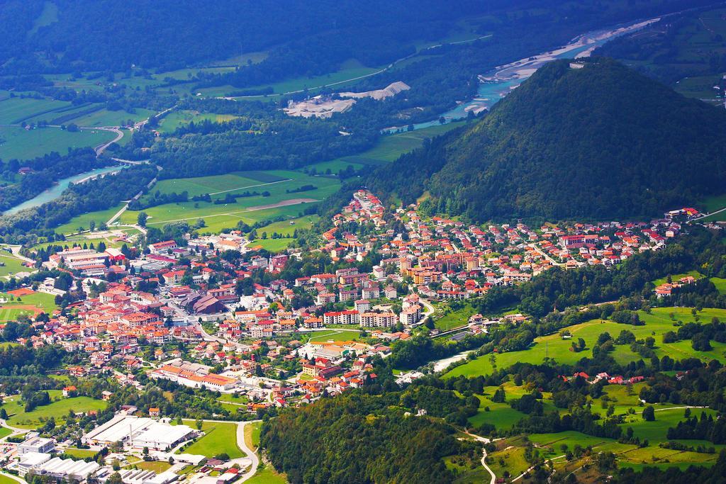 Hotel Dvorec Tolmin Exteriér fotografie